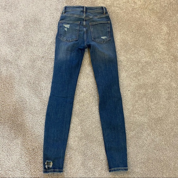 - NWT Free People Sabrina Ripped High Waisted Crop Skinny Jeans - Picture 3 of 10